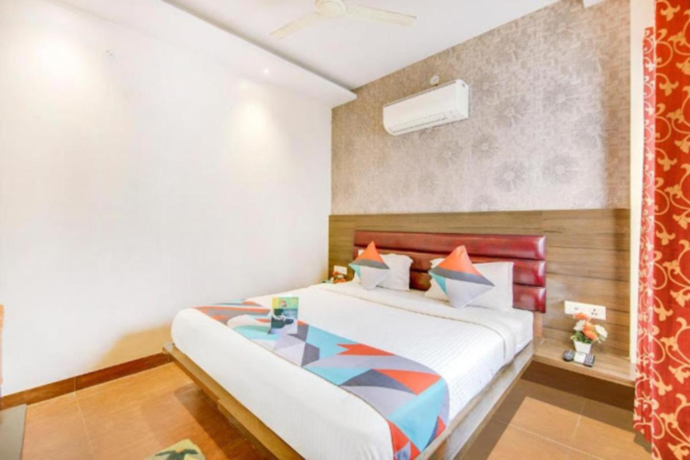 Hotel Gayatri Palace Lucknow Ngoại thất bức ảnh